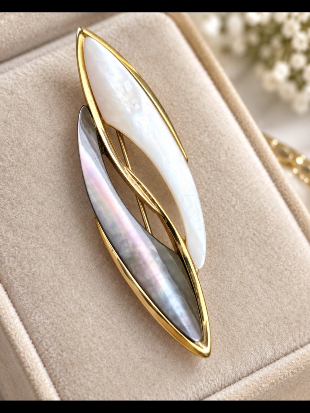 Gold-Tone Mother of Pearl Two-Tone Leaf Brooch
